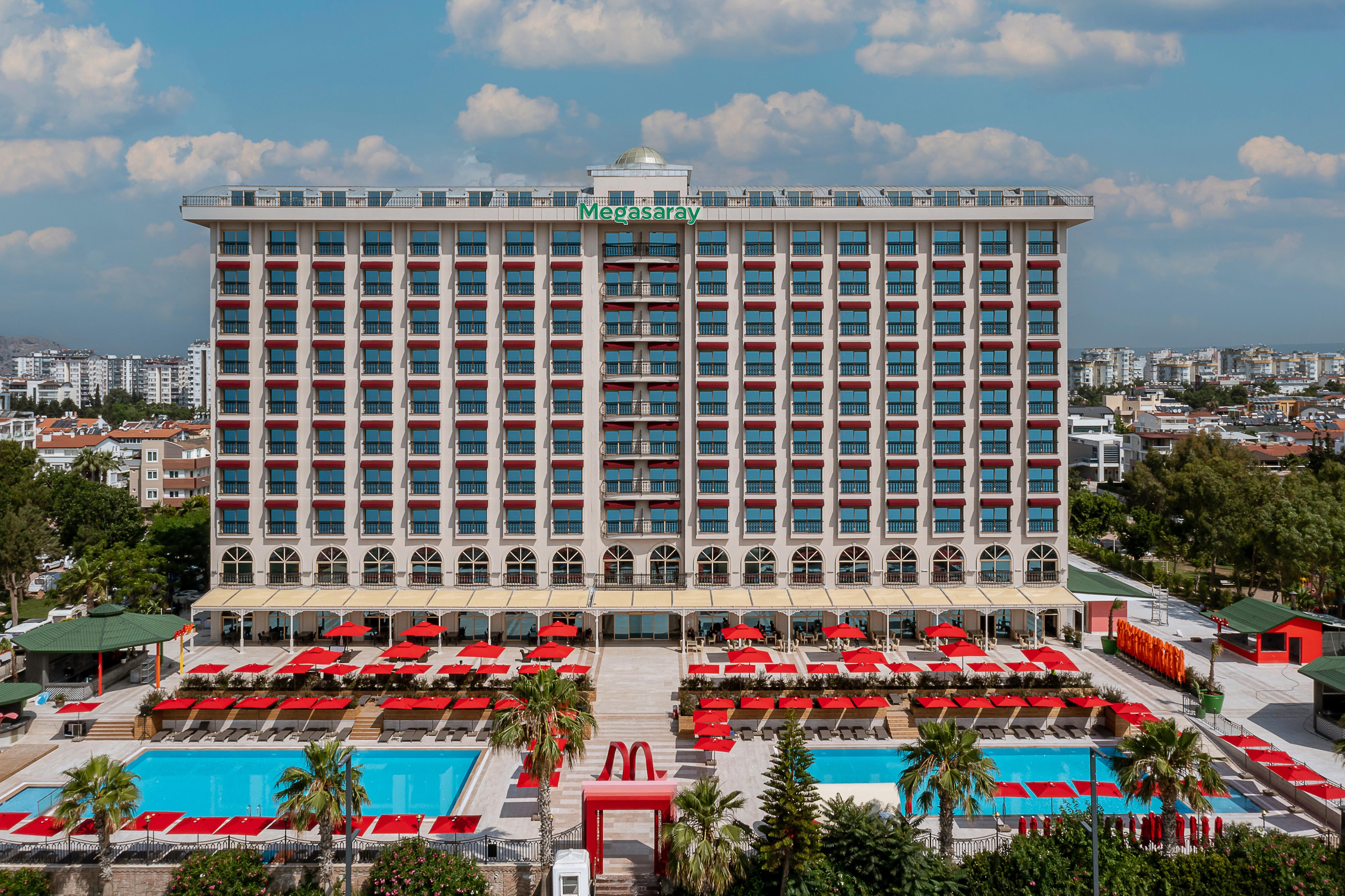 Megasaray Westbeach Antalya Exterior foto The hotel in 2012